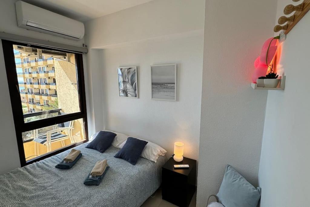 Apartmán Apartamento A Pie De Playa Con Terraza Y Piscinas Benalmádena Exteriér fotografie